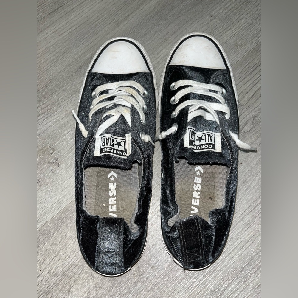 velvet converse